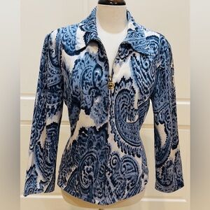 St. John ladies jacket & coat size medium price is firm